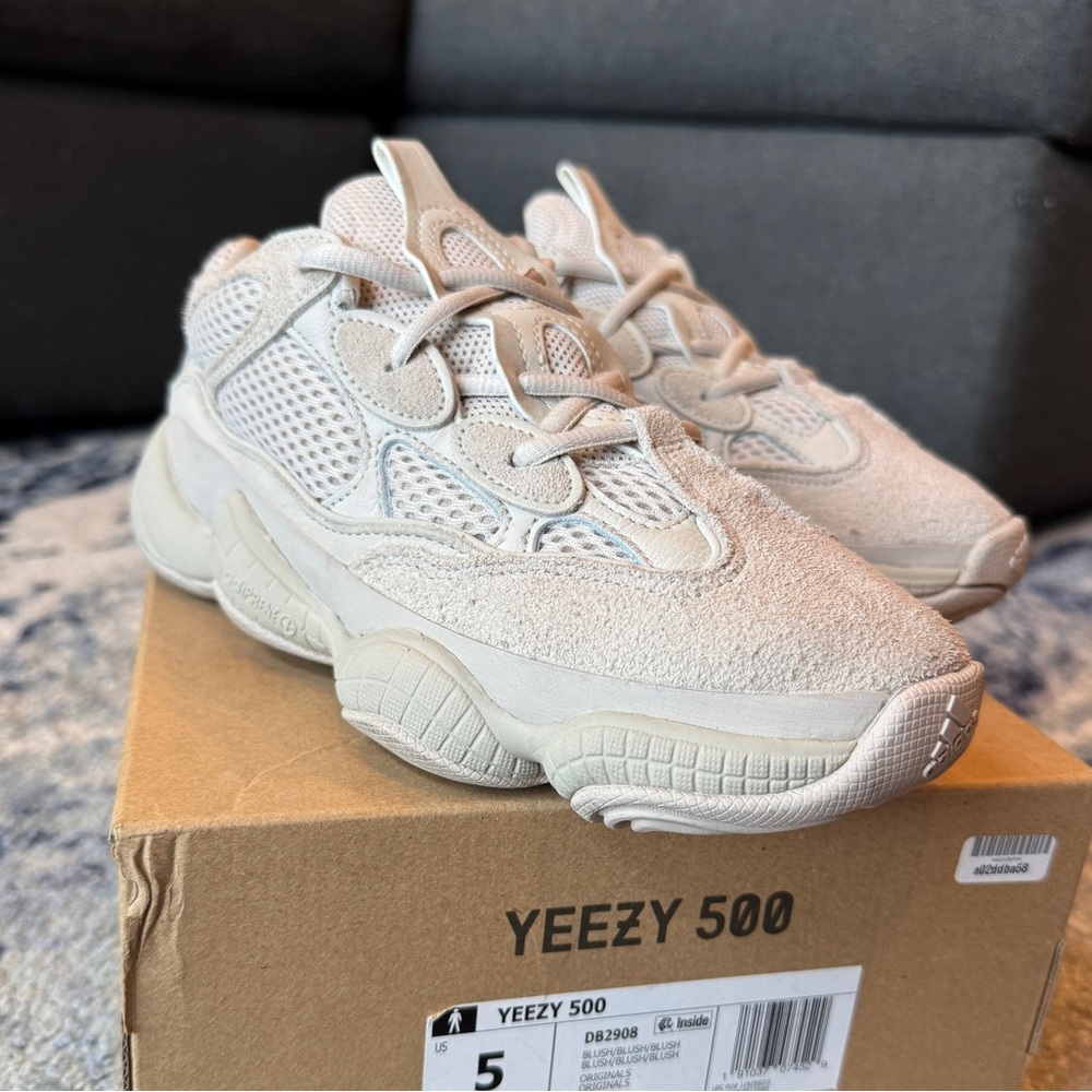 Yeezy 500 ‘Blush’ size 5